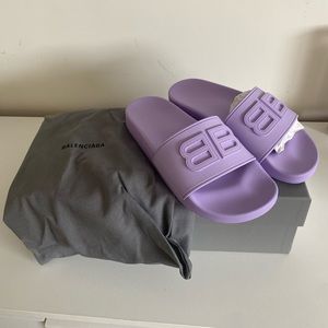Never worn Lilac Balenciaga slides size 36